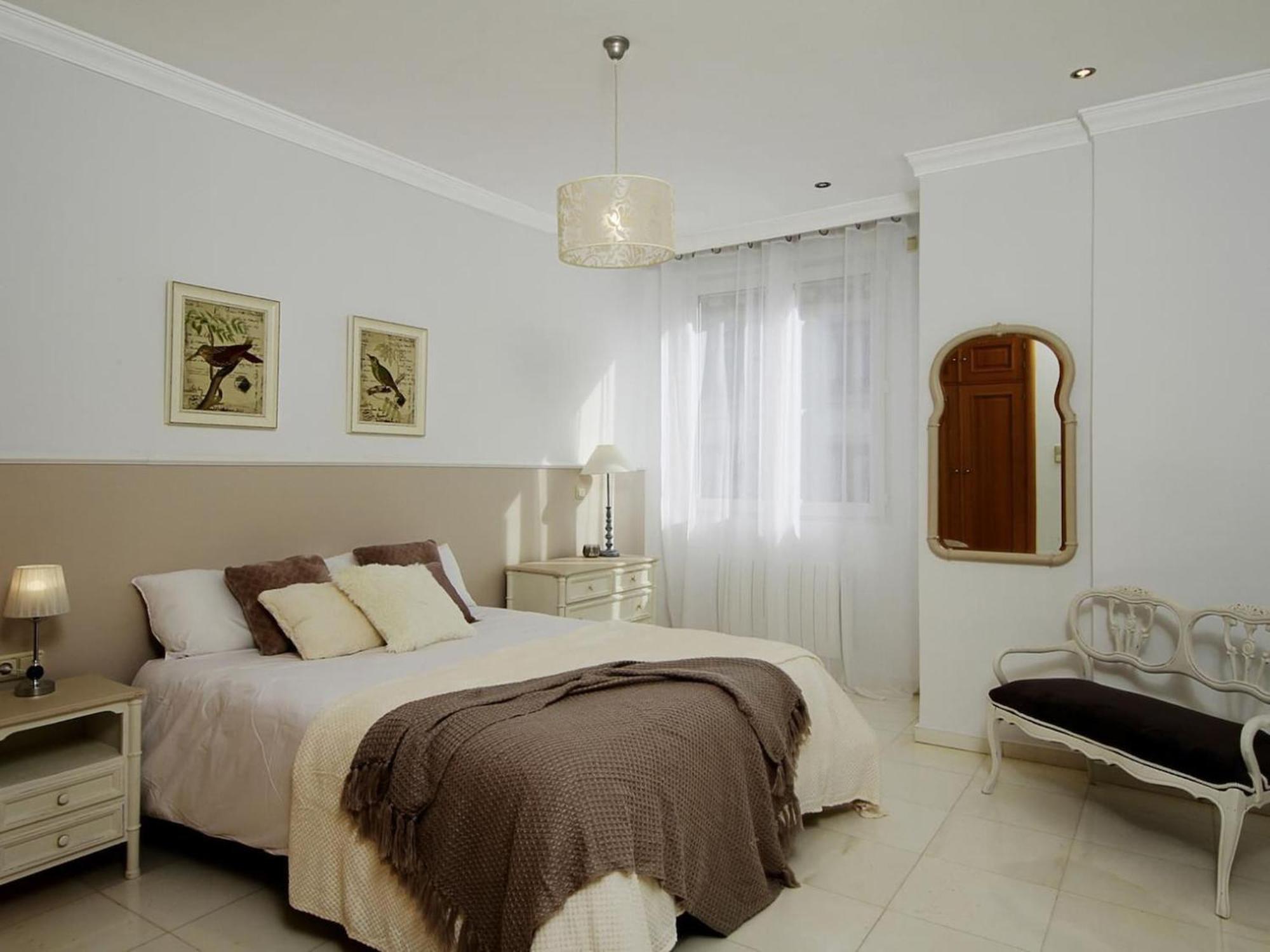 Chezmoihomes La Belle Epoque Oversized In The Very Heart Of Granada Exterior photo